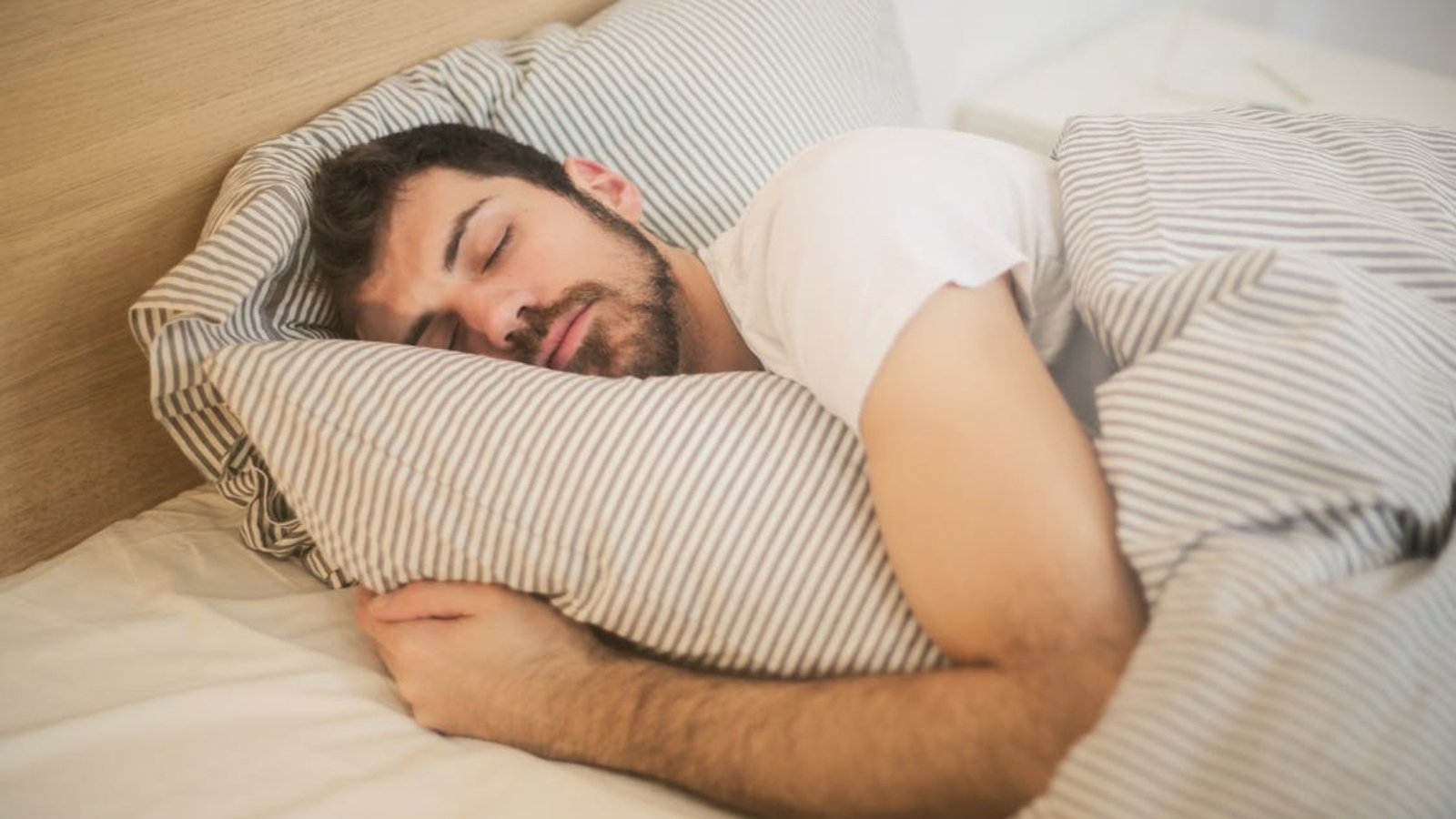 Sleep and chronic pain management - Cellara Pain Institute